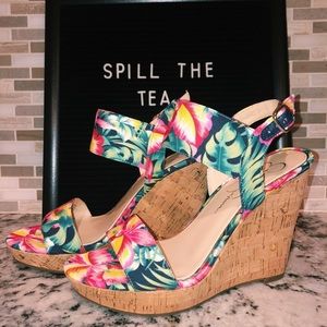 Gorgeous Jessica Simpson Wedges